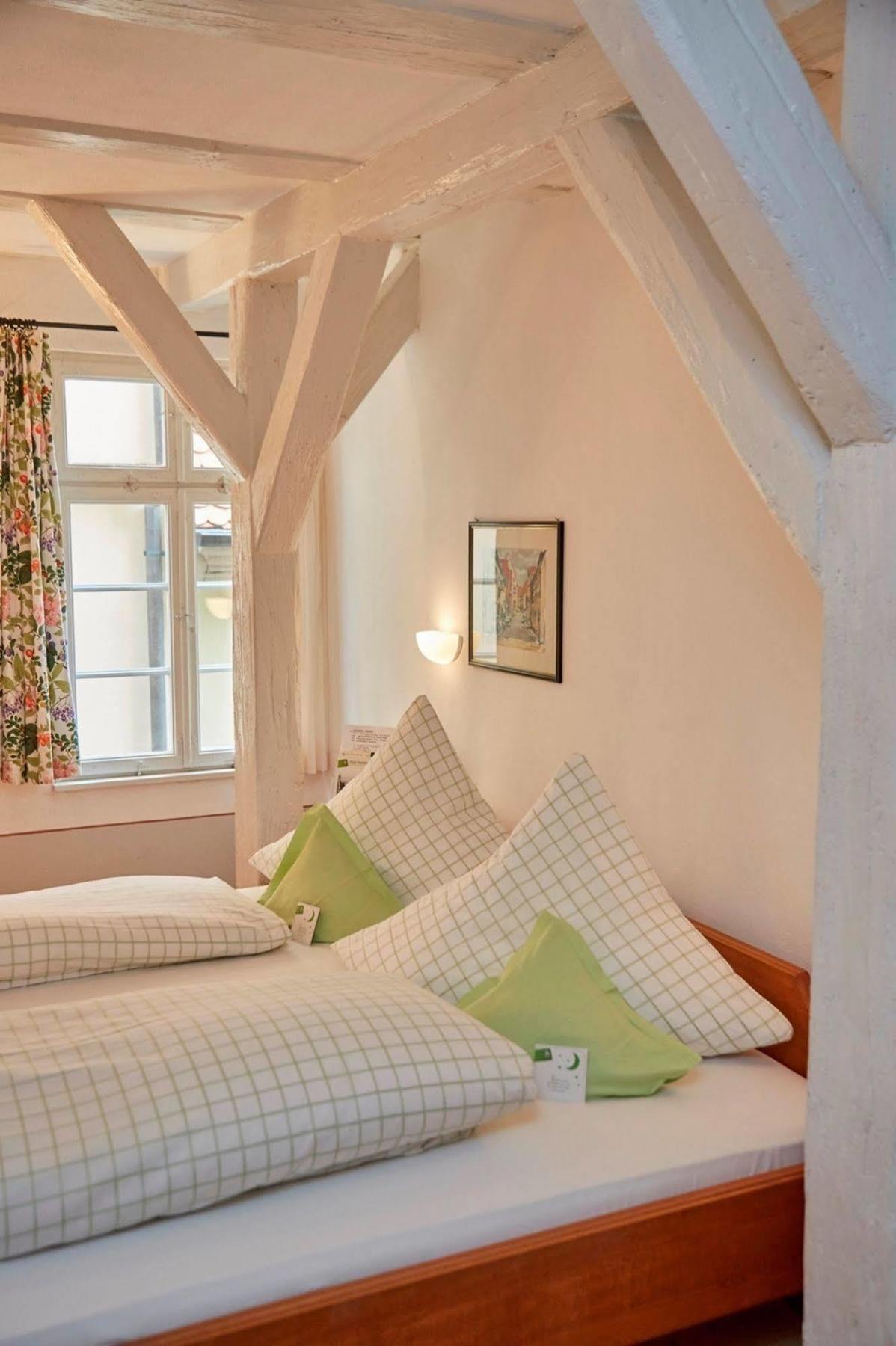 Hotel Weisses Ross Dinkelsbühl Esterno foto
